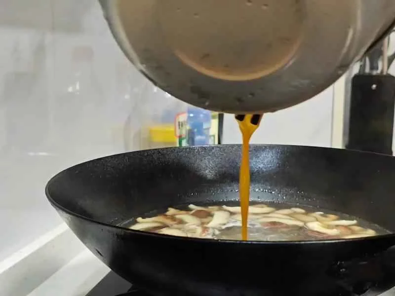 How to make pure milk hand-torn toast: Step 1