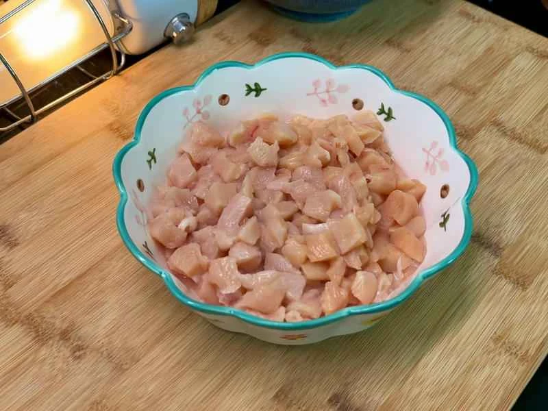 How to make pure milk hand-torn toast: Step 1