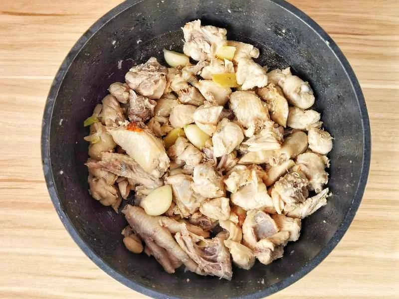 How to make pure milk hand-torn toast: Step 1