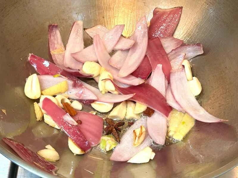 How to make pure milk hand-torn toast: Step 1