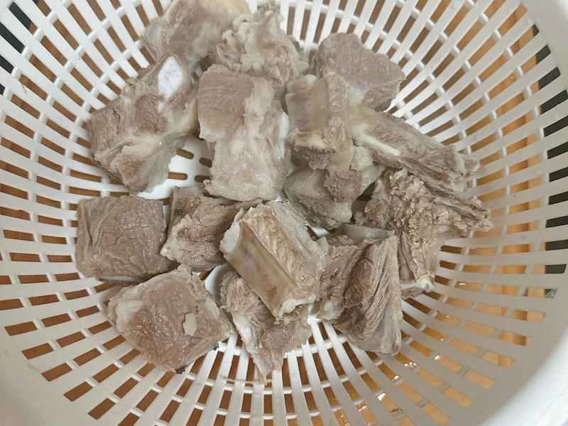 How to make pure milk hand-torn toast: Step 1