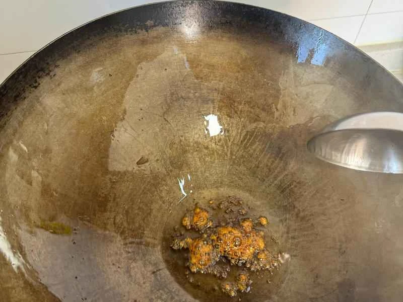 How to make pure milk hand-torn toast: Step 1