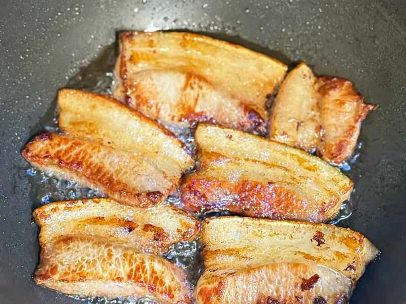 How to make pure milk hand-torn toast: Step 1