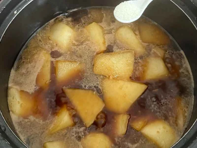 How to make pure milk hand-torn toast: Step 1