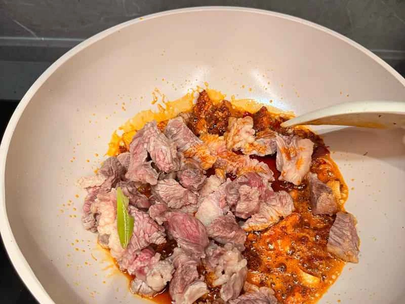 How to make pure milk hand-torn toast: Step 1