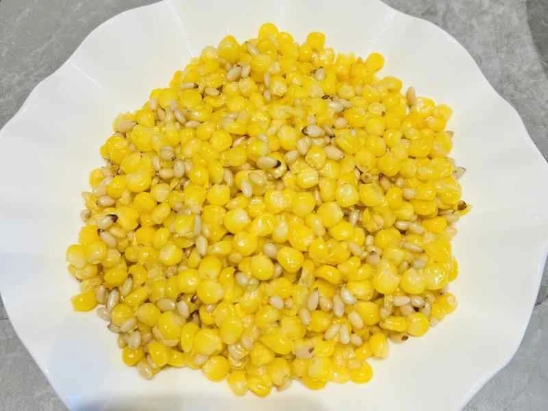 How to make pure milk hand-torn toast: Step 1