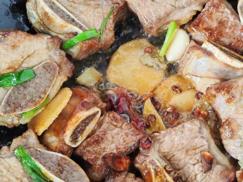 How to make pure milk hand-torn toast: Step 1