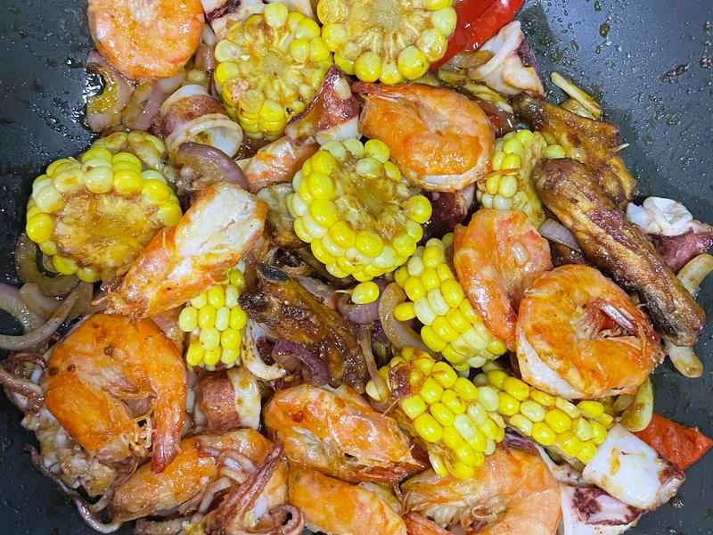 How to make pure milk hand-torn toast: Step 1