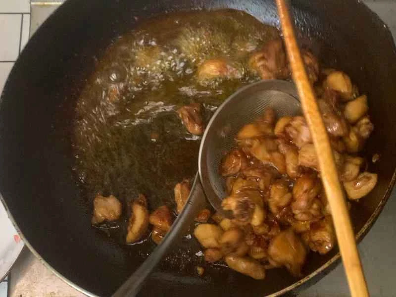 How to make pure milk hand-torn toast: Step 1