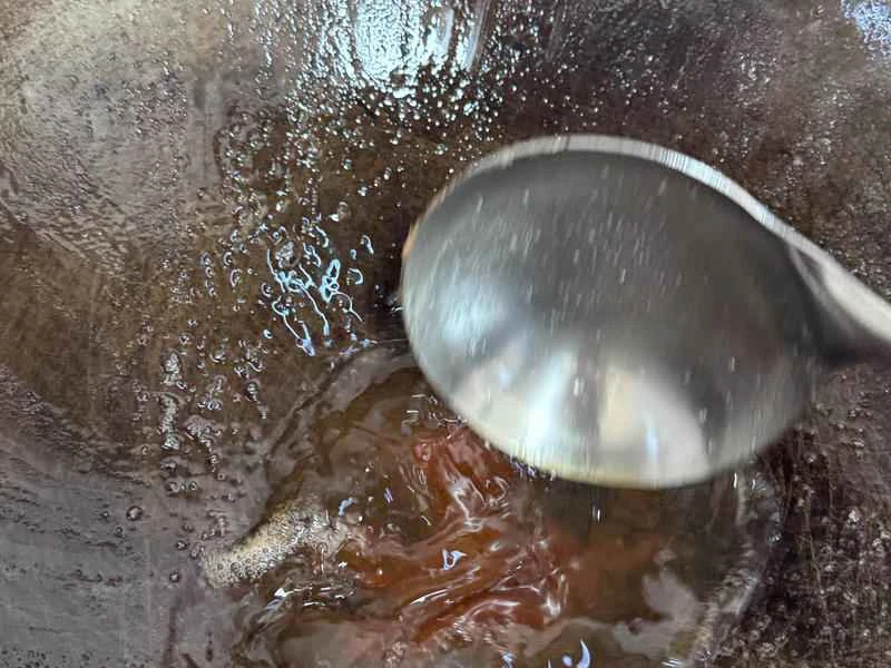 How to make pure milk hand-torn toast: Step 1