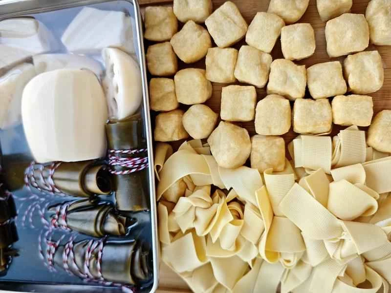 How to make pure milk hand-torn toast: Step 1