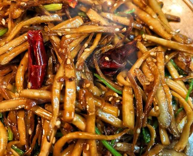 Recipes for Stir-fried King Oyster Mushrooms (various flavors and cooking methods)