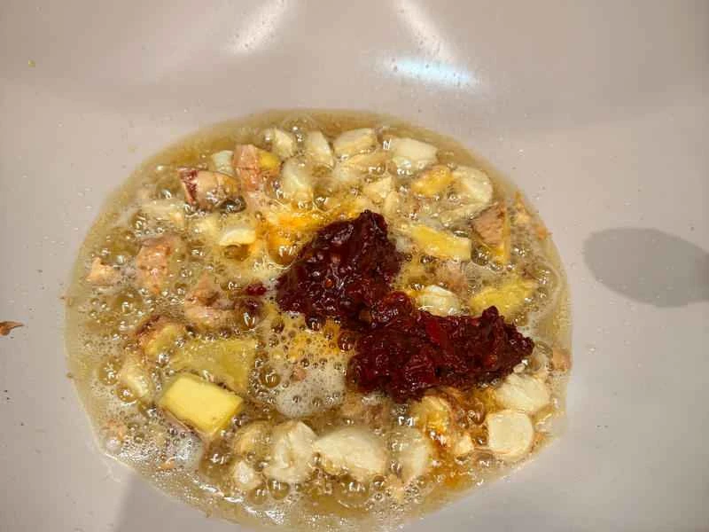 How to make pure milk hand-torn toast: Step 1