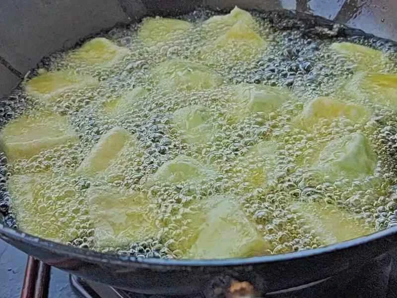 How to make pure milk hand-torn toast: Step 1