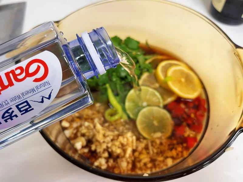 How to make pure milk hand-torn toast: Step 1