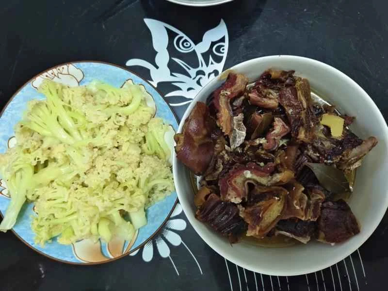 How to make pure milk hand-torn toast: Step 1