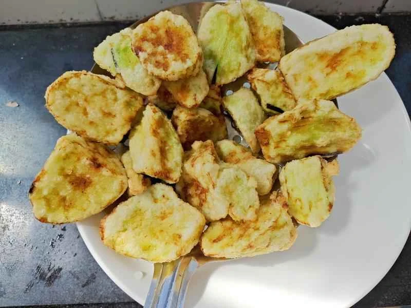 How to make pure milk hand-torn toast: Step 1