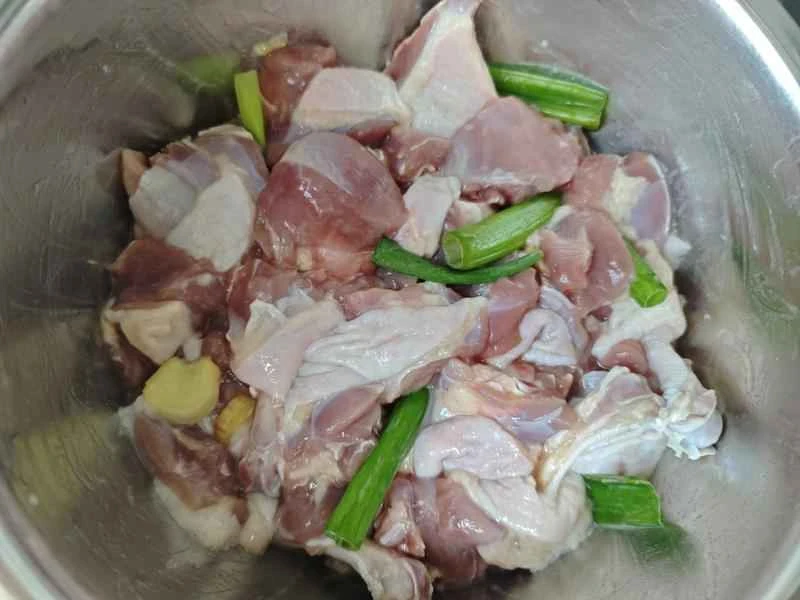 How to make pure milk hand-torn toast: Step 1