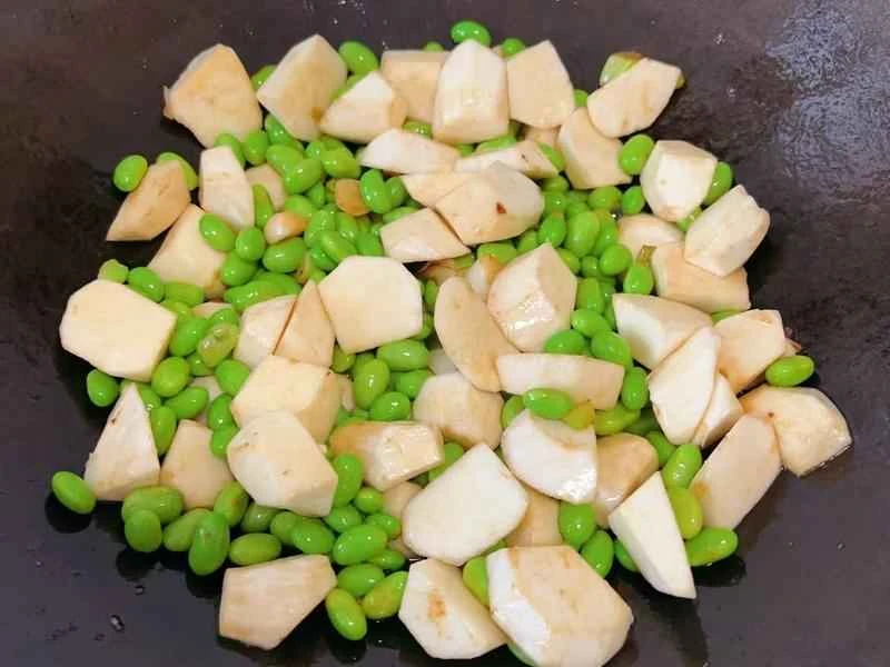 How to make pure milk hand-torn toast: Step 1