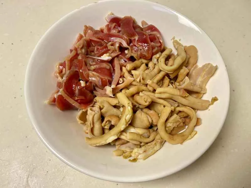 How to make pure milk hand-torn toast: Step 1