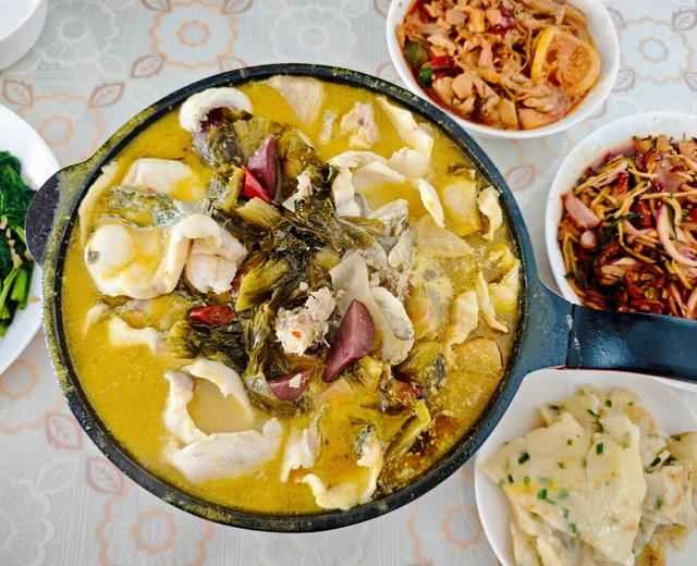 Homemade sauerkraut fish, a recipe you'll never get tired of, even beginners can try.