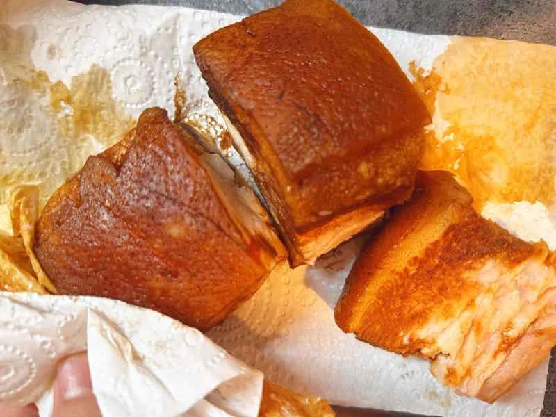 How to make pure milk hand-torn toast: Step 1