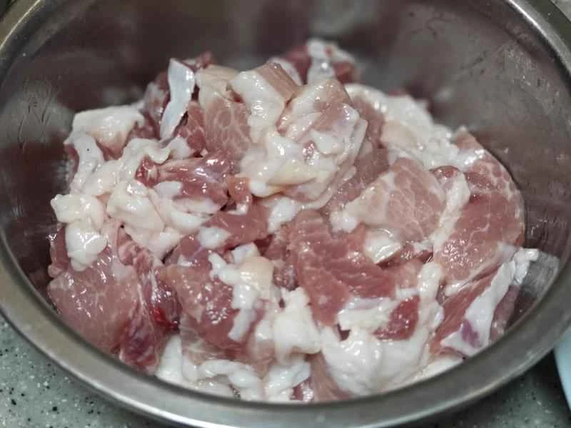 How to make pure milk hand-torn toast: Step 1