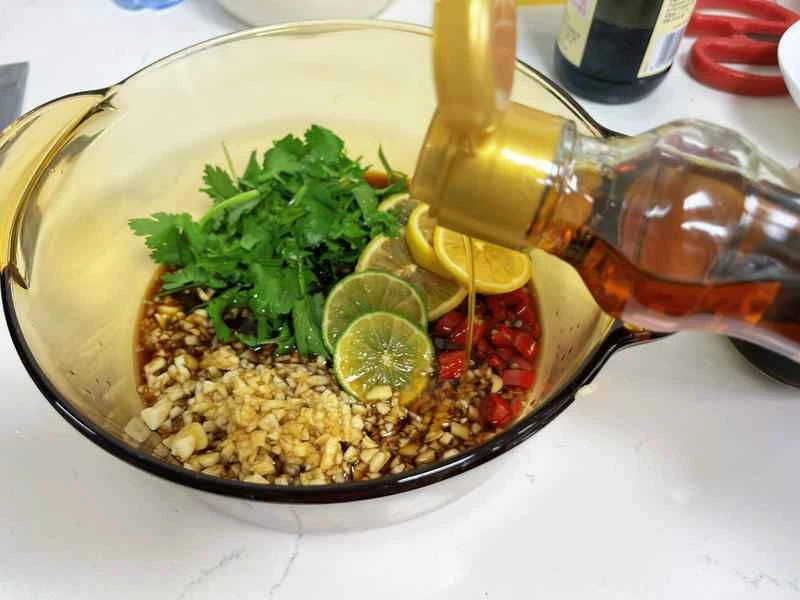 How to make pure milk hand-torn toast: Step 1