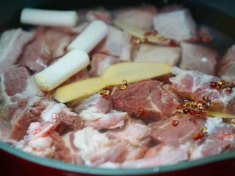 How to make pure milk hand-torn toast: Step 1