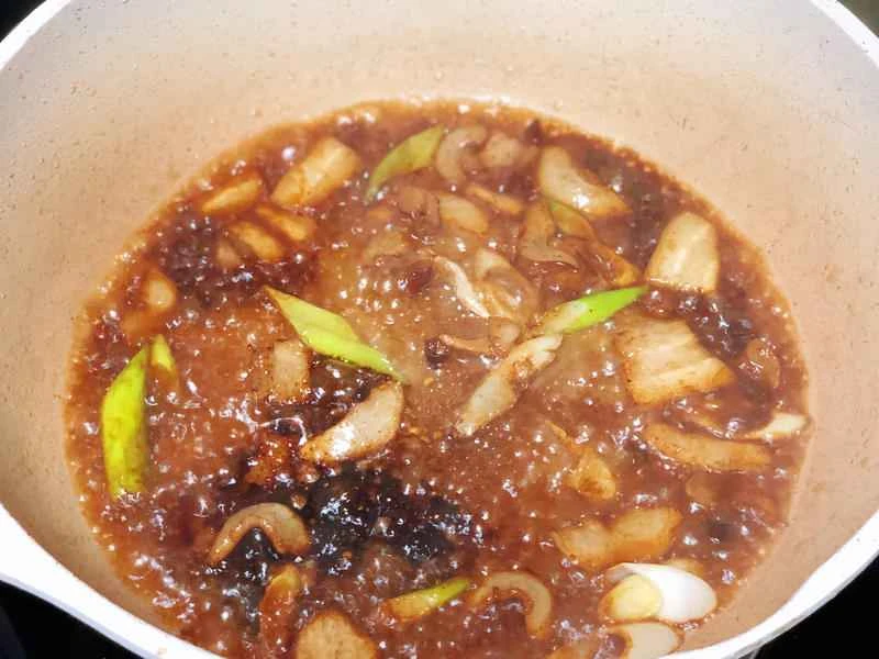 How to make pure milk hand-torn toast: Step 1