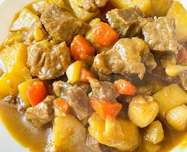 Curry Pork Belly Stew with Potatoes Recipe