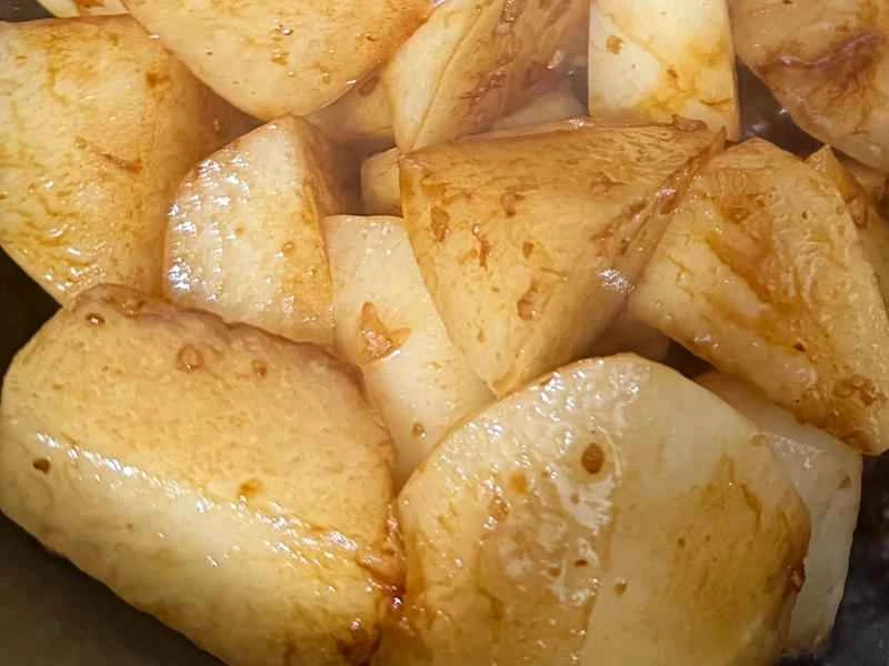 How to make pure milk hand-torn toast: Step 1