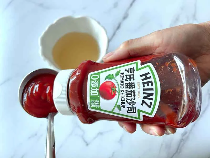 How to make pure milk hand-torn toast: Step 1