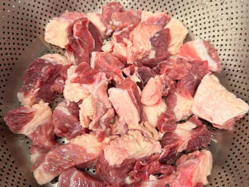 How to make pure milk hand-torn toast: Step 1