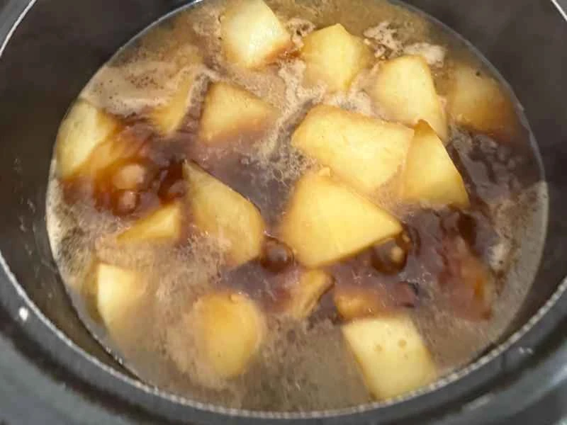 How to make pure milk hand-torn toast: Step 1