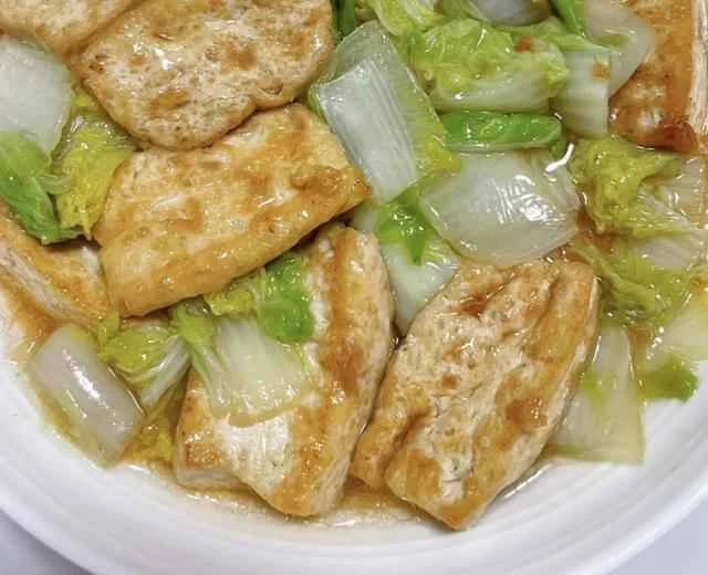 Simple and delicious home-style dish: Braised cabbage and tofu recipe