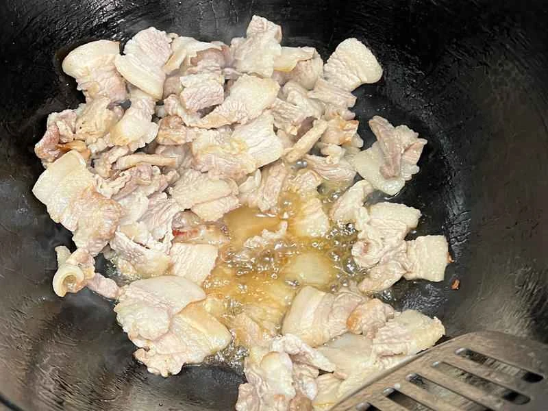 How to make pure milk hand-torn toast: Step 1