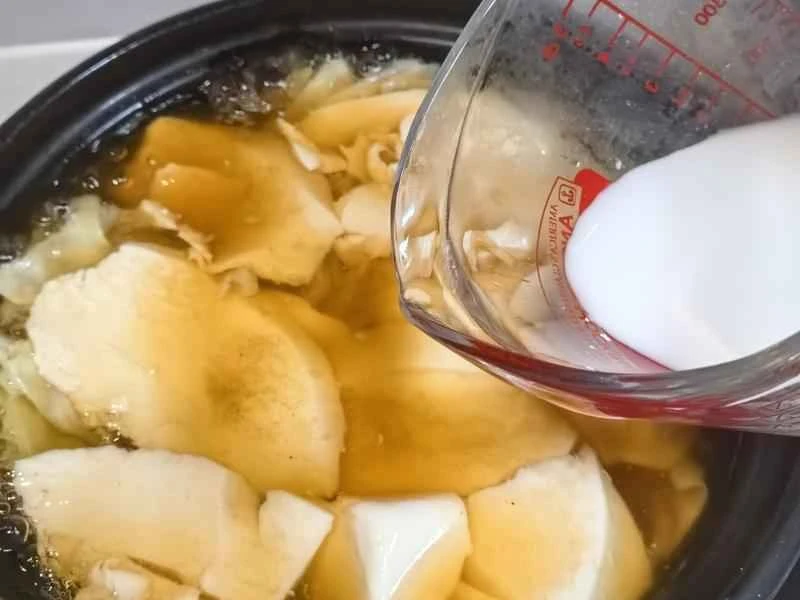 How to make pure milk hand-torn toast: Step 1