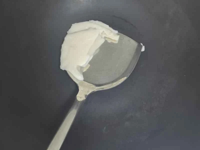 How to make pure milk hand-torn toast: Step 1