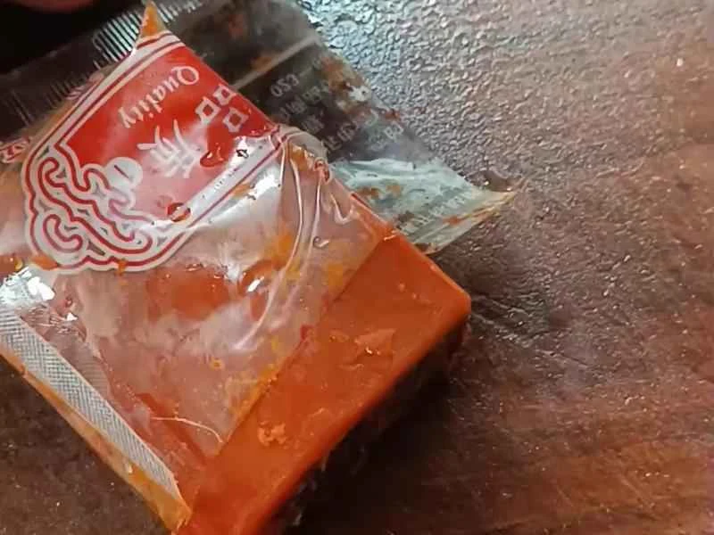 How to make pure milk hand-torn toast: Step 1