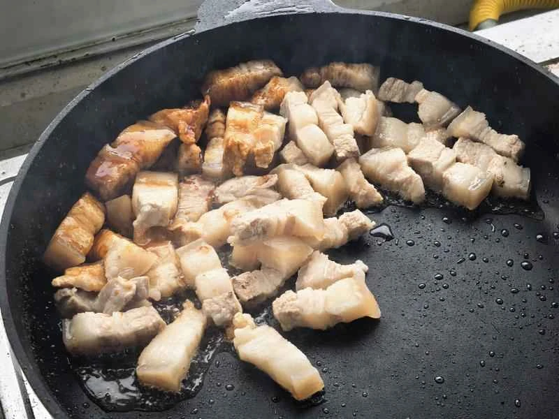 How to make pure milk hand-torn toast: Step 1