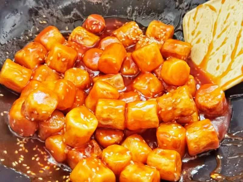 How to make pure milk hand-torn toast: Step 1