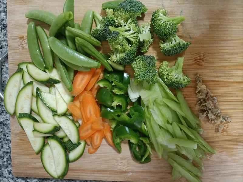 How to make pure milk hand-torn toast: Step 1