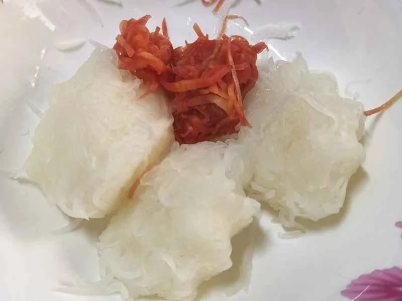 How to make pure milk hand-torn toast: Step 1