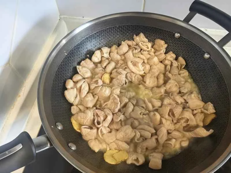 How to make pure milk hand-torn toast: Step 1