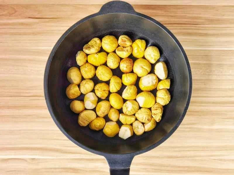 How to make pure milk hand-torn toast: Step 1