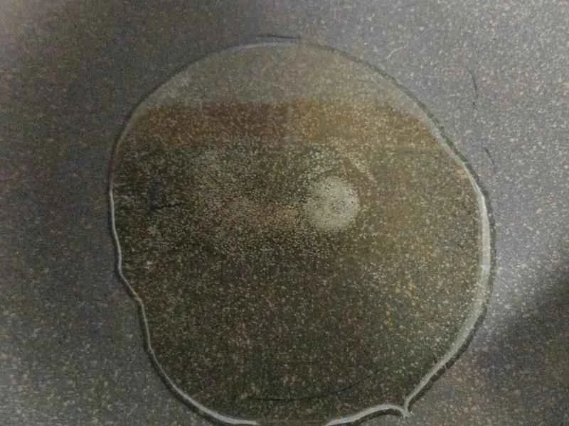 How to make pure milk hand-torn toast: Step 1