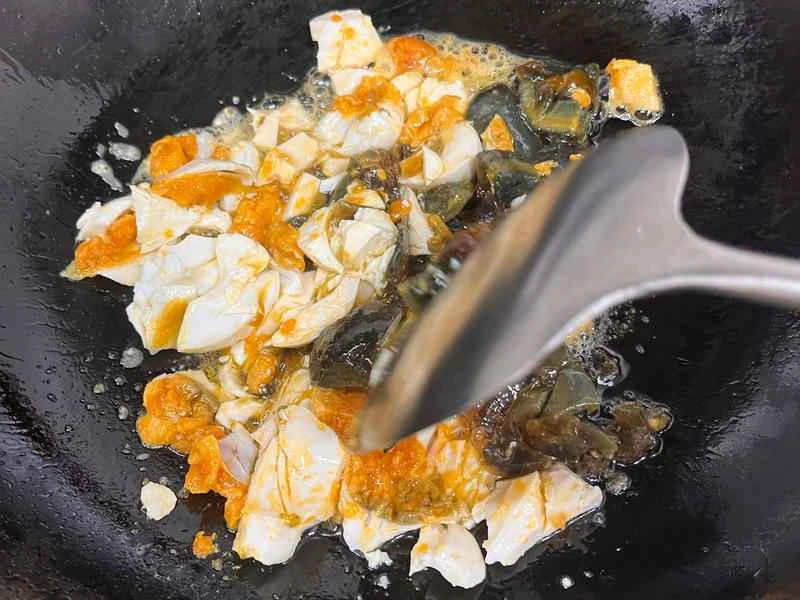 How to make pure milk hand-torn toast: Step 1