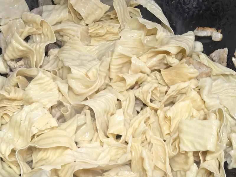 How to make pure milk hand-torn toast: Step 1