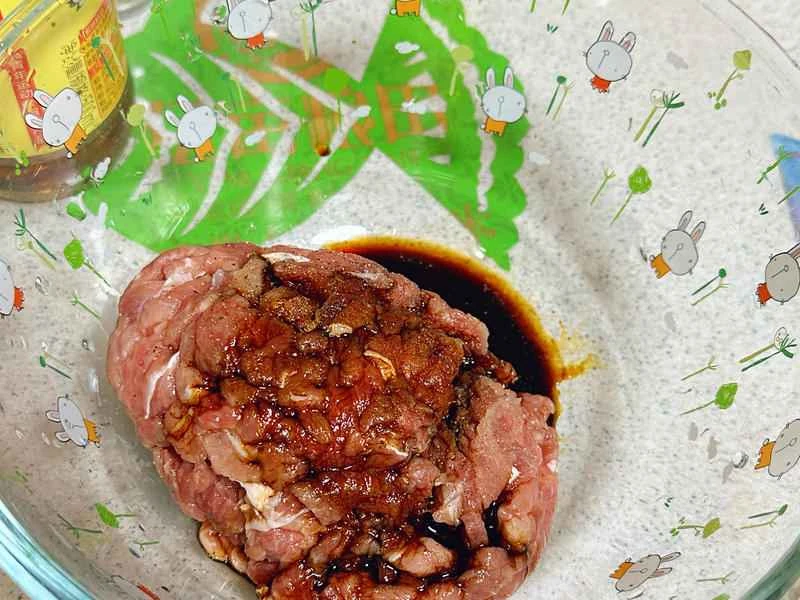 How to make pure milk hand-torn toast: Step 1